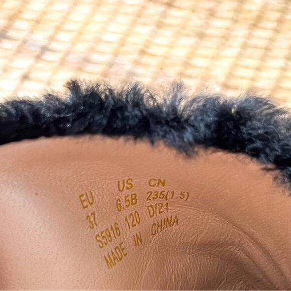 Stuart Weitzman Cammy Shearling-Strap Slide Sandals Women’s Size 6.5 - Picture 8 of 8